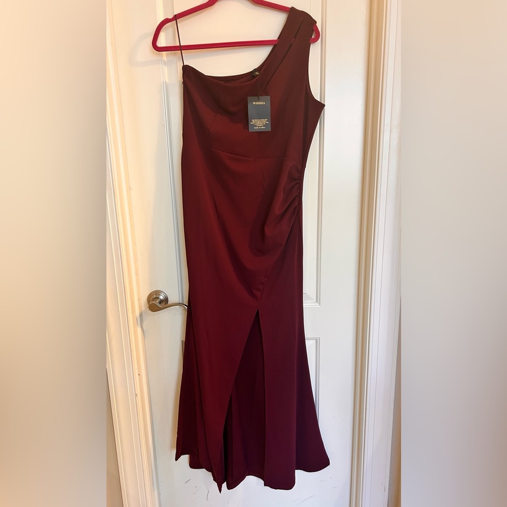 Elegant One Shoulder Burgundy Dress